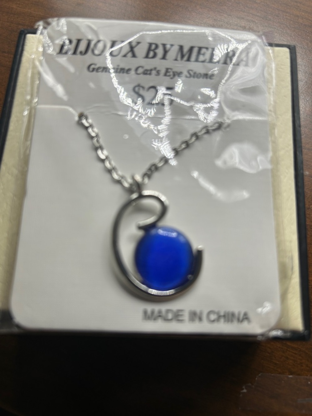 Bijoux by Meera genuine cats eye necklace silver tone blue  vibrant  casual
